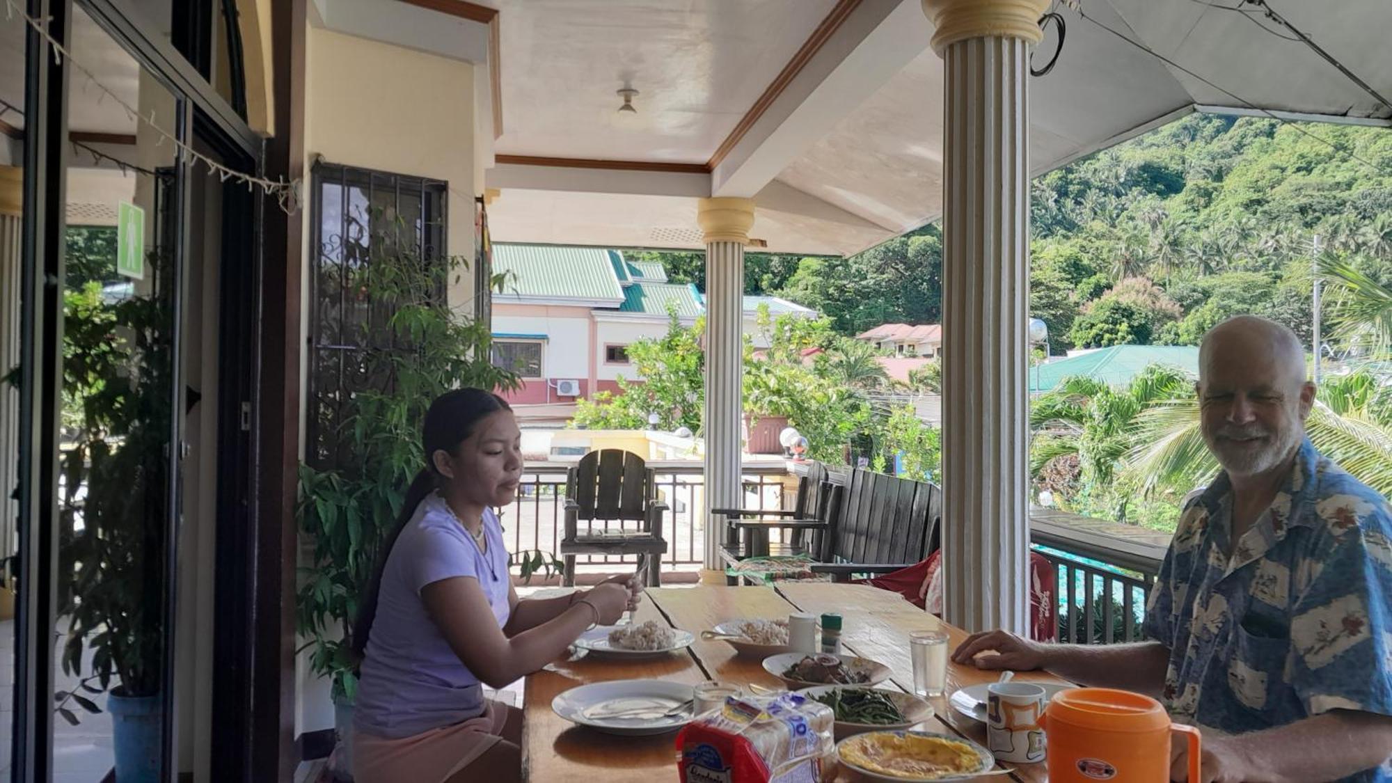 Riverside At Aninuan Accommodation And Food ปูแอร์โตกาเลรา ภายนอก รูปภาพ