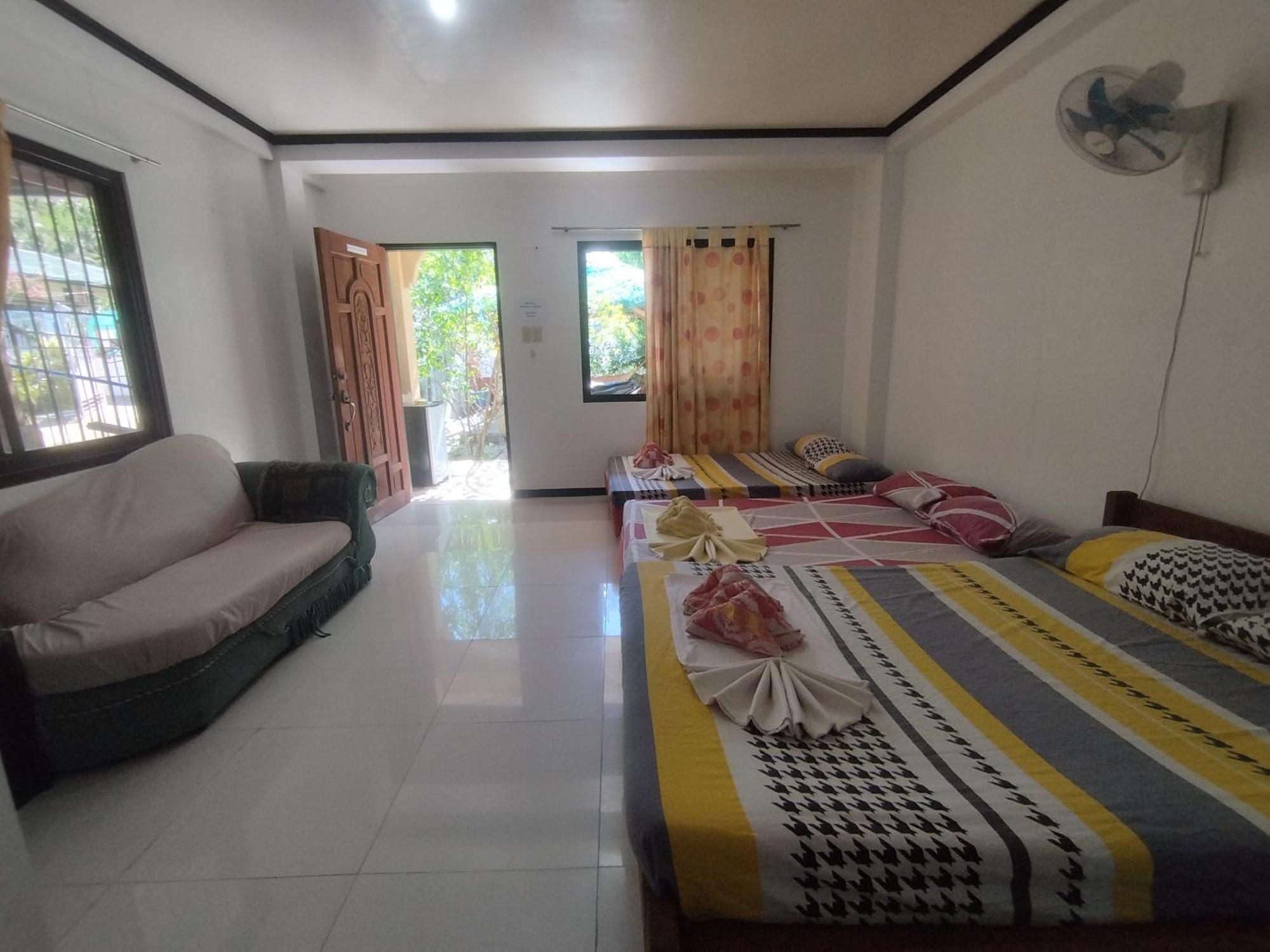 Riverside At Aninuan Accommodation And Food ปูแอร์โตกาเลรา ภายนอก รูปภาพ